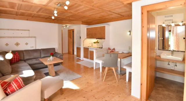 Апартаменты с 2 комнатами с балконом Landhaus Trinker