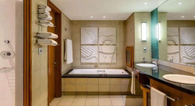 Люкс с видом на озеро Arabella Hotel, Golf and Spa