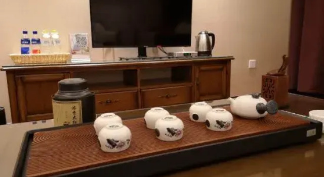 Люкс Premier Yantai Qianwei Yongju Hotel