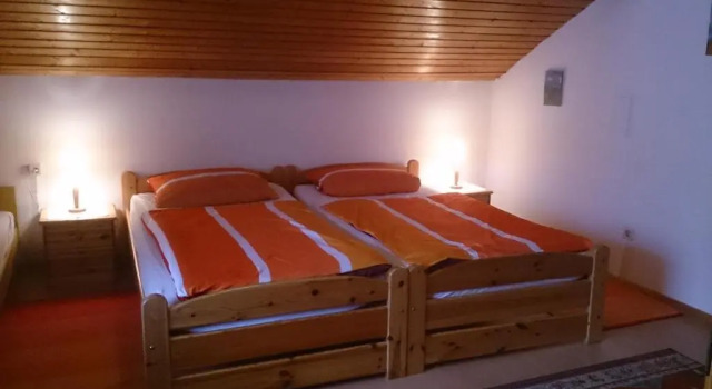Трёхместный номер Standard Gästehaus Burgwald-Trekking