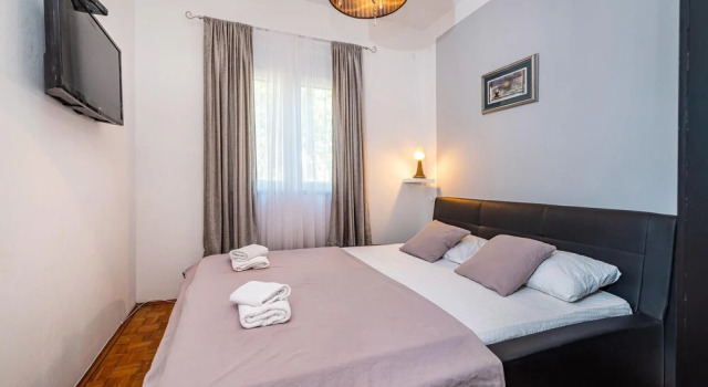 Awesome Home in Seline With Wifi and 3 Bedrooms