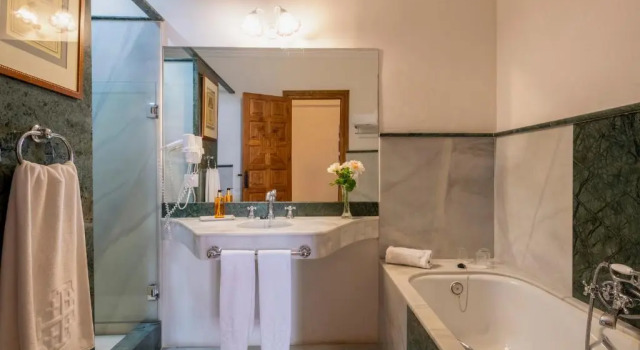 Двухместный номер Deluxe Monasterio de San Francisco