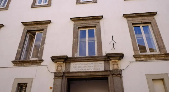Domus Donnaregina Apartments