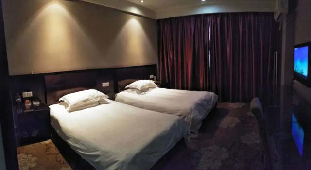 Skyscraper Hotel, Забронировать Отель Отели Иу с парковкой, рядом с Luobinwang Park, Парковка
