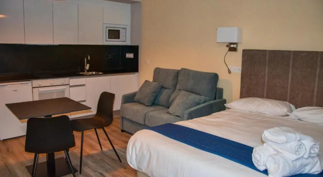 Люкс Aparthotel  Essenzia de Castilla