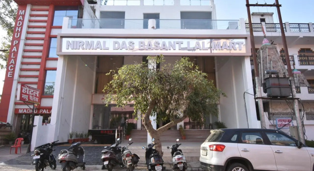 Hotel NDBL AND Restaurant