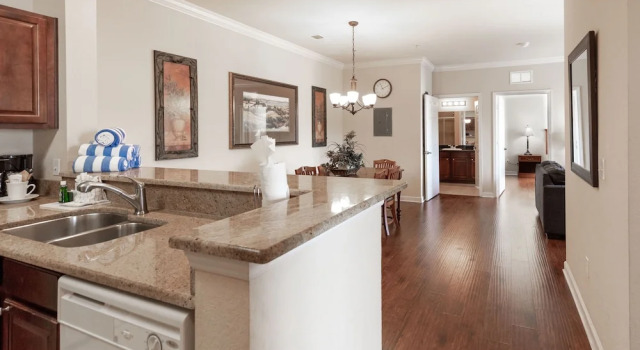 8000tw Unit 4406 - Tuscana Resort 2 Bedroom Condo by RedAwning