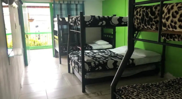 Семейный номер Standard Hostal y Camping Los Girasoles