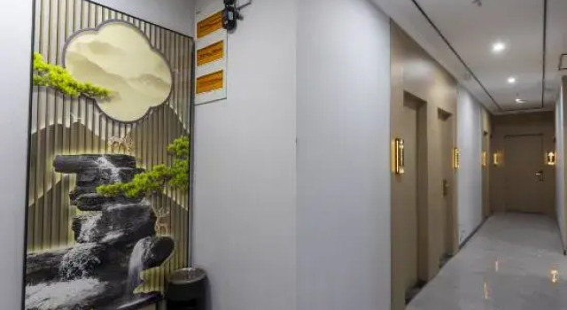 Yixing Hotel