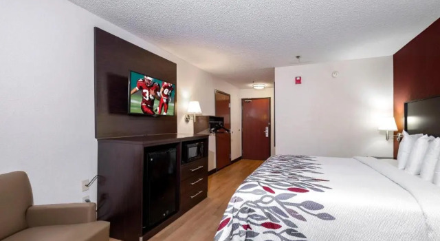 Двухместный номер Deluxe Red Roof Inn & Suites Dover Downtown