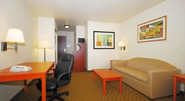 Номер Standard Best Western Inn & Suites - Henrietta