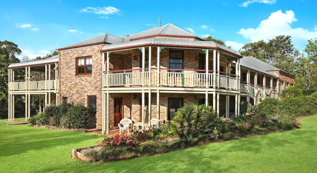 Brigadoon B&B, Rezerwuj Bed and Breakfast Hotele w Flaxton z parkingiem, Parking