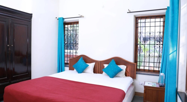 Villa De Calangute, Rezerwuj Willa Hotele w North Goa z parkingiem, Parking