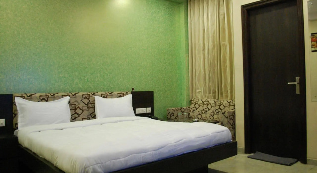 Royal View Hotel