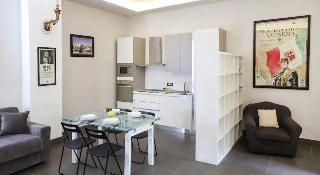 Palazzo Firrao - Stylish Apartment CAV