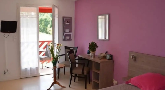 Residence Helios, Rezerwuj Hotel Hotele w Charente-Maritime z parkingiem, Parking