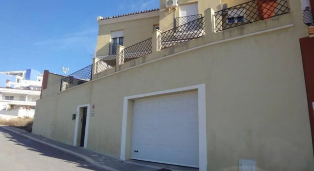 Villa in Chilches Malaga 101404, Buchen Sie Villa SPA-Hotels in Macharaviaya, SPA
