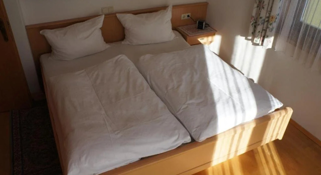 Haus Ortner, Rezerwuj Hotel Hotele w Salzburg z parkingiem, Parking