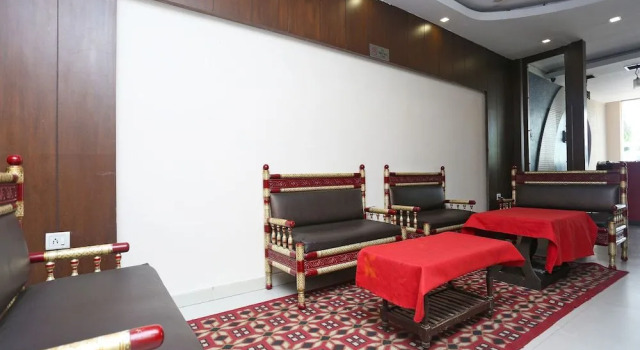 OYO 3201 Hotel Jhankar, Забронировать Отель Отели штата Раджастхана с парковкой, Парковка