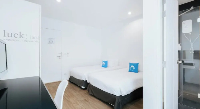 Двухместный номер Superior с балконом Blu Monkey Boutique Samkong, formerly Blu Monkey Bed & Breakfast Phuket