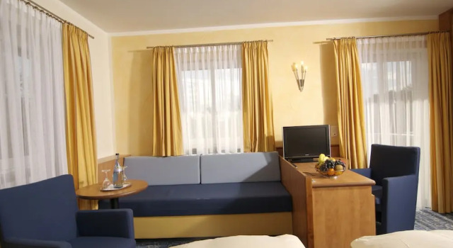 Двухместный номер Premium с балконом Hotel Gasthof Seefelder Hof