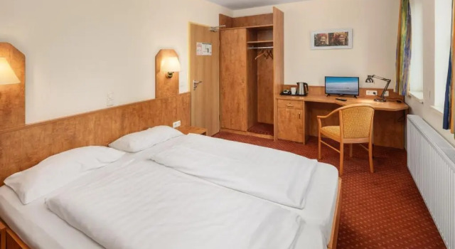Academy Lodge Boardinghouse, Book Hotel Nienstedten Hamburg
