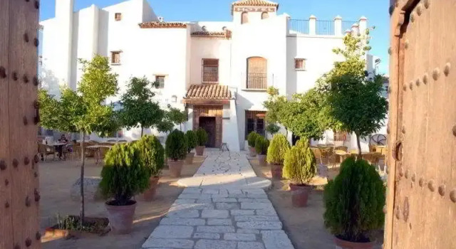 Posada de Jose Mª El Tempranillo, Забронировать Отель Отели провинции Малаги с бассейном, Бассейн
