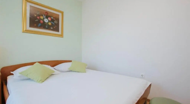 Apartments Dome - 30 m from beach, Забронировать Апартаменты/квартира Арбания Трогир