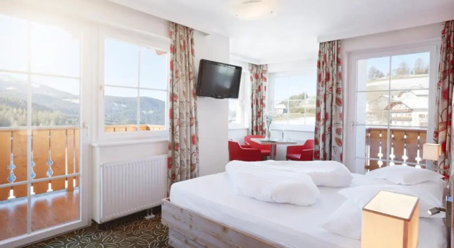 Люкс с видом на горы Familienhotel Maria