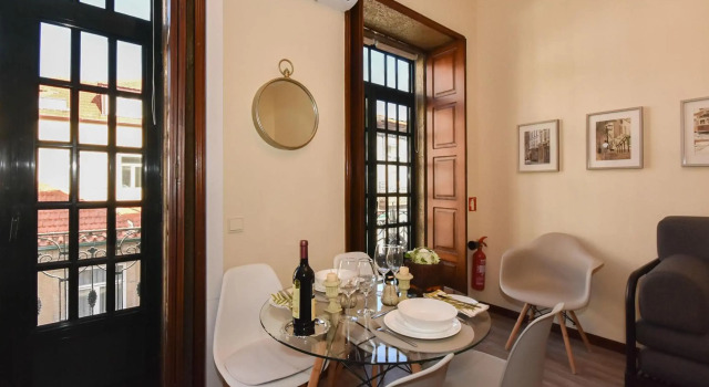 Azulejos Duplex Apartment - Porto Downtown, Забронировать Апартаменты/квартира Порту Регион Порту, рядом с Театр Coliseu do Porto