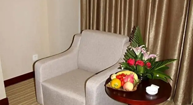 Двухместный номер Standard Yiyang Huatian Hotel