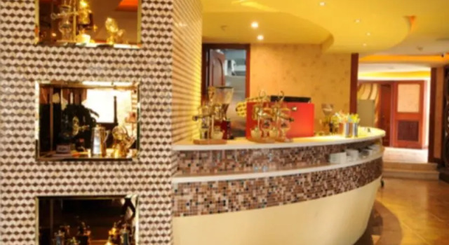 Люкс Chengdu French Theme Gold Palace