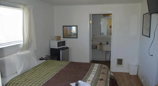 Newport Antler Motel, Rezerwuj Motel Motele w Clarksville, Motel