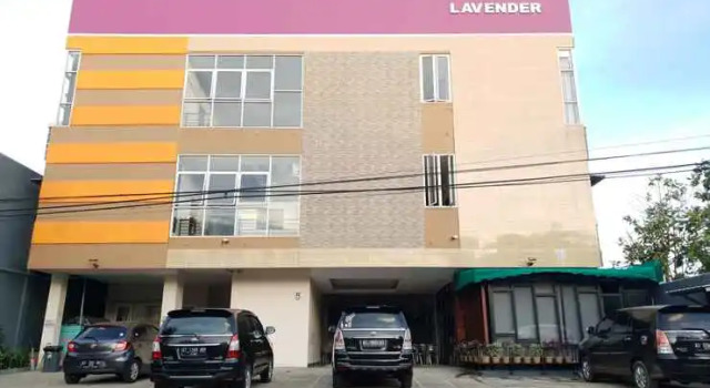 Lavender Guest House, Rezervovat Penzión Hotely v Kalimantan s parkováním, Parkování