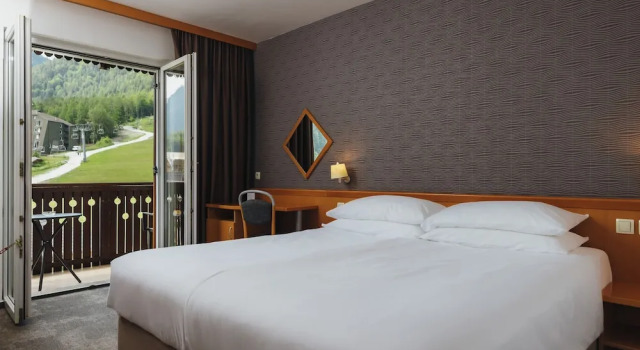 Номер Superior с балконом Ramada Resort Kranjska Gora