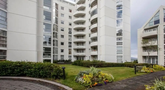 Apartment K1, Забронировать Апартаменты/квартира Рейкьявик Хёвюдборгарсвайдид, рядом с Церковь Хадльгримскиркья