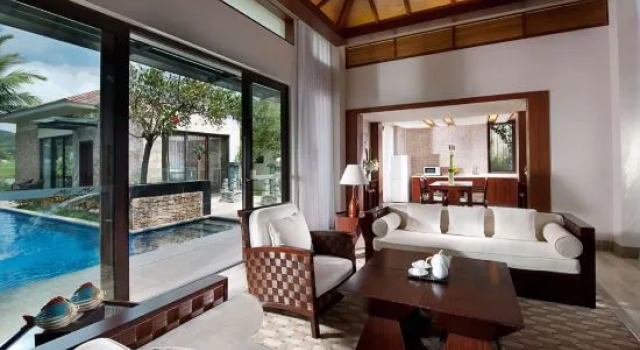 Вилла Grand Metropark Villa Resort Sanya Yalong Bay