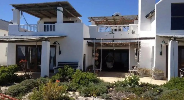 Escape Beach House