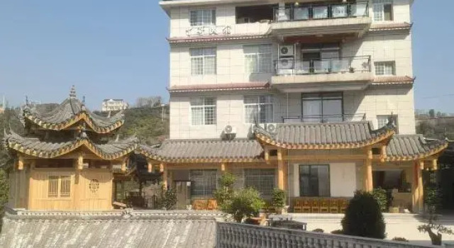 Xuan'en Yage Leisure Scenic Resort Art Homestay (Yunqitai Scenic Area), Prenota Resort Hotel a Enshi Prefecture con parcheggio, Parcheggio