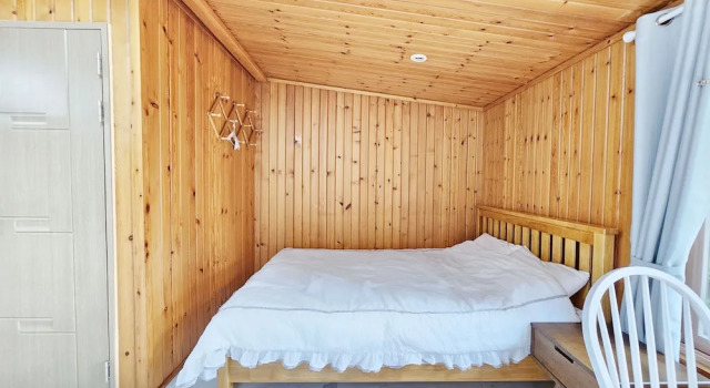 Номер Standard Valley Log Pension
