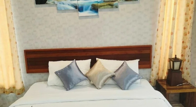 Номер Superior с балконом и с видом на бассейн Andawa Lanta Resort