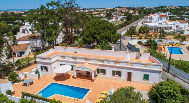 Casa da Bia by OCvillas, Rezerwuj Hotel Hotele w Algarve z parkingiem, Parking