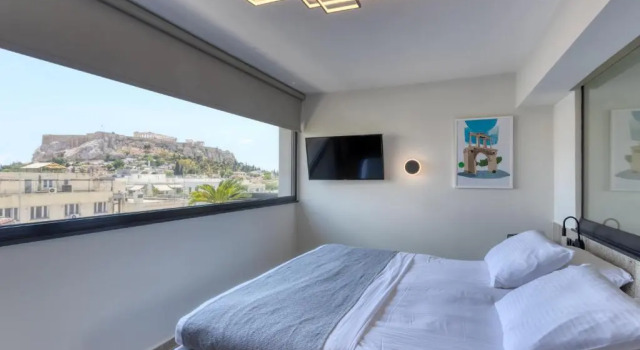 Люкс с балконом Athens Ivy Suites