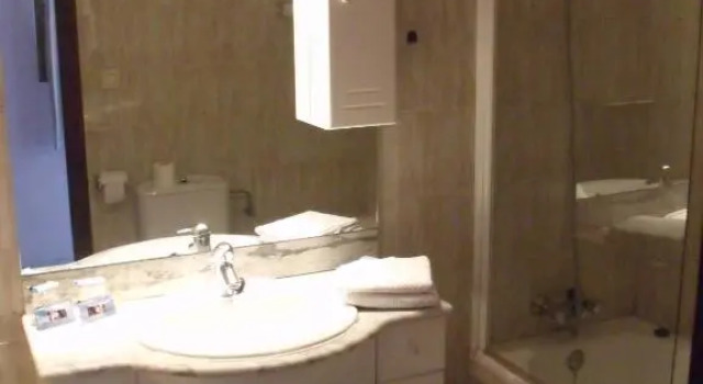 Номер Standard Hotel La Riviera