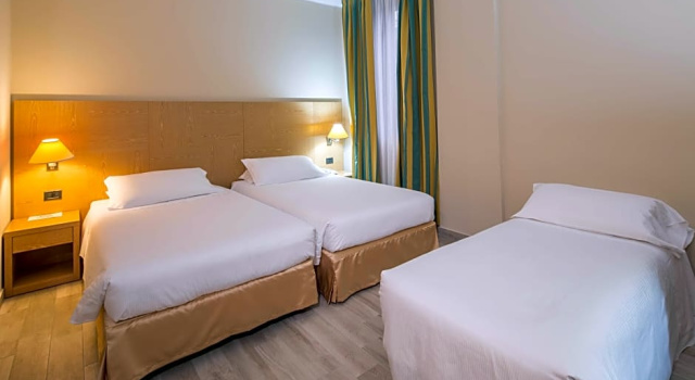 Трёхместный номер Standard Best Western Cavalieri Della Corona