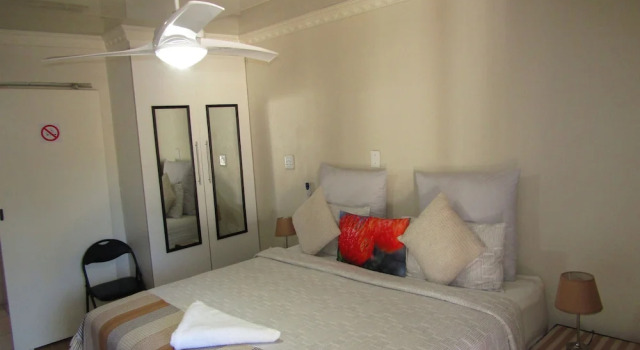 Номер Executive Yolonwabo bed and breakfast