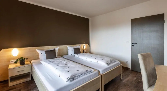 Brauereigasthof Hofmark, Reserva ahora Hotel Lenting Altmühltal