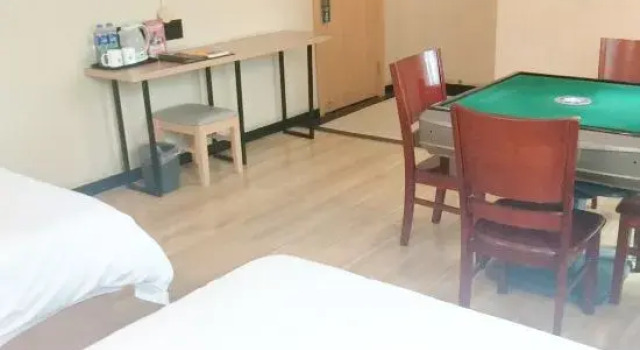Люкс Business GreenTree Inn Shanxi Taiyuan Hanxiguan Street Wanda Mansion Shell Hotel