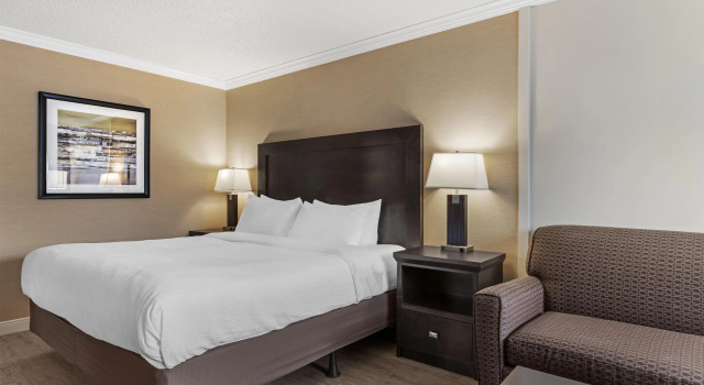 Двухместный люкс Best Western Plus Dryden Hotel and Conference Centre