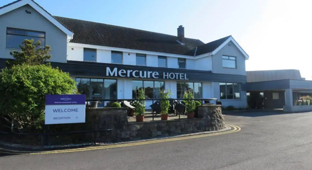 Samlesbury Hotel